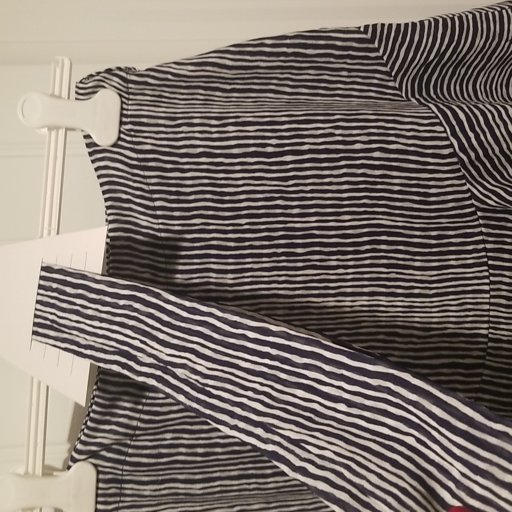 BOGO Black and White Mini A-Line Skirt with Asymmetrical Pleats for Casual Work - Picture 4 of 5